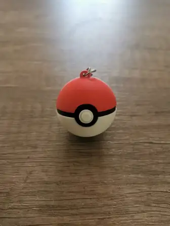Porte-clés pokéball – vue 2